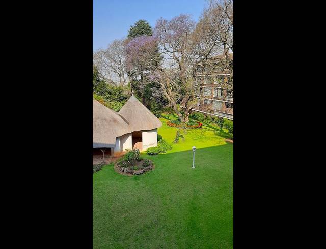 1 BEDROOM APARTMENT FOR SALE IN SANDOWN